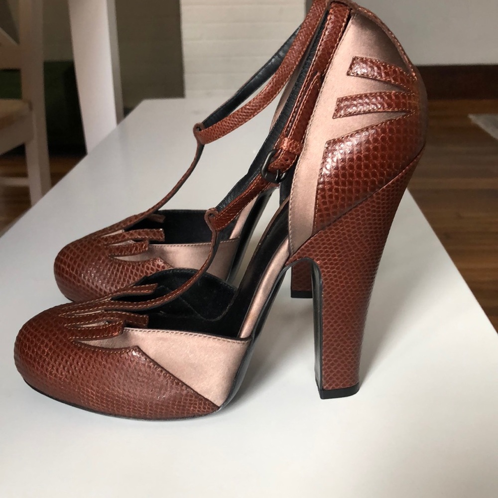 Bottega Veneta Embossed/Satin Pumps
